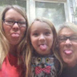 Meet your Posher, Leslie